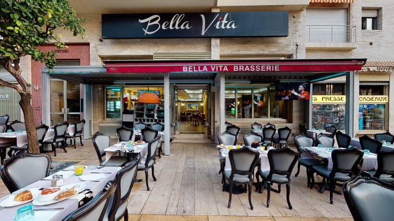 Confection d'une cuisine sur-mesure pour la brasserie Bella Vita à Monaco